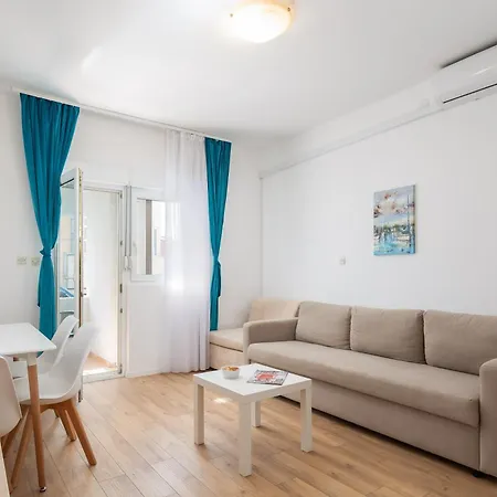 Apartament Magnolia Center 2 *